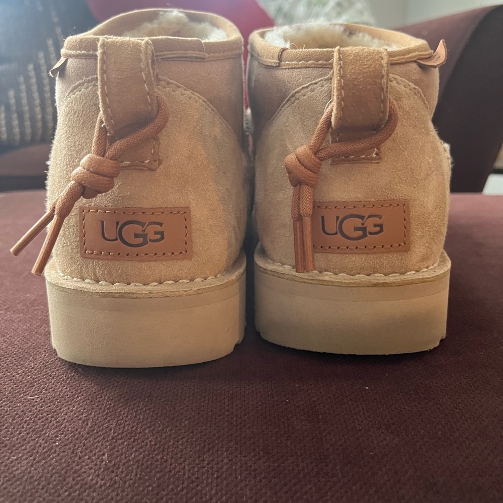 UGG Regenerate unisex